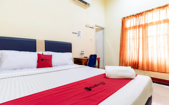 OYO 3767 Permata House