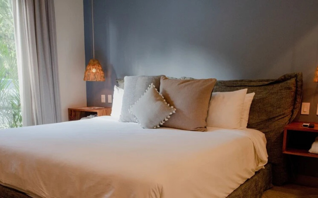 2 Bedroom Luxury Suite 110
