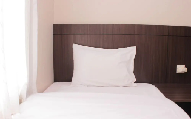 Comfy And Warm 2Br At Springlake Summarecon Bekasi Apartment