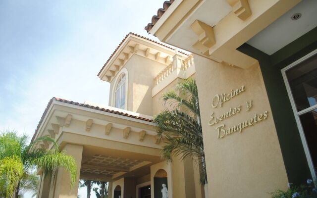 Hotel Quinta Real вид на фасад