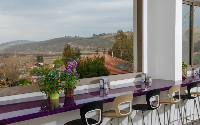 Metulla Travel Hotel