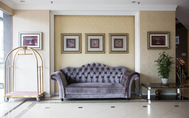 Valenza Hotel & Cafe