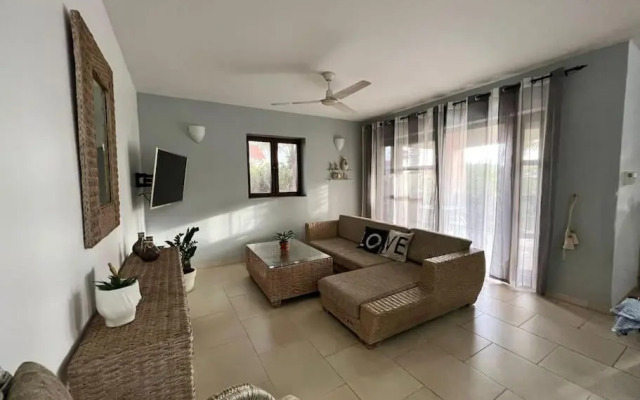 Lovely 2-bedroom condo at Bon Bida Apartments