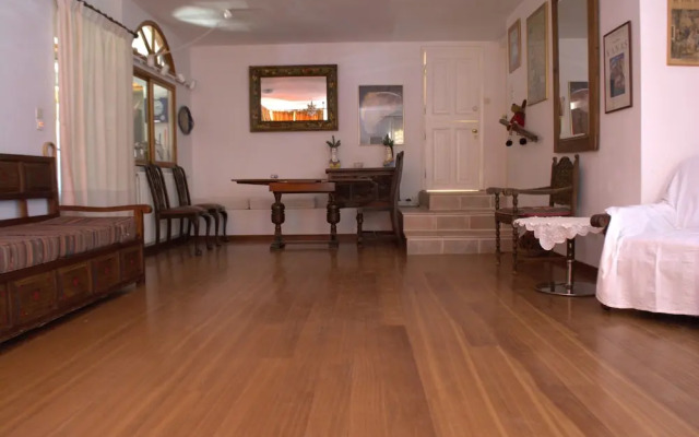 Phoebus Residence
