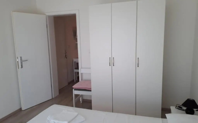 Apartments Tomas