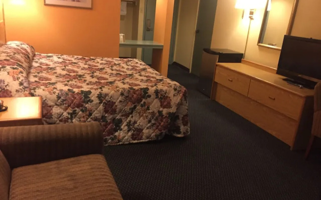 Camelot INN