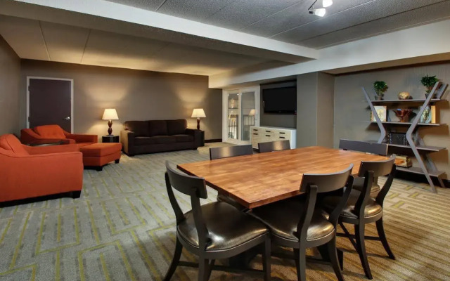 DoubleTree by Hilton Mt. Vernon