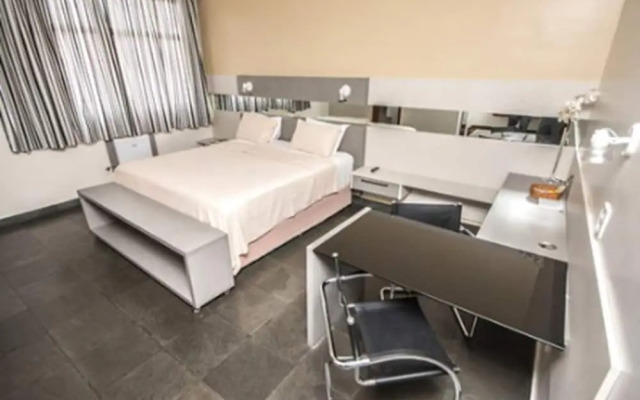 Aipana Plaza Hotel