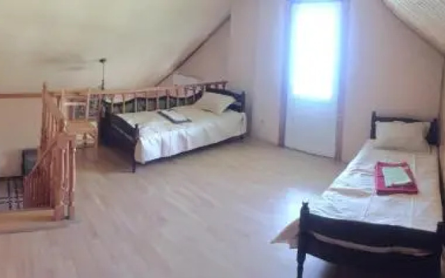 Hotel Lashtani