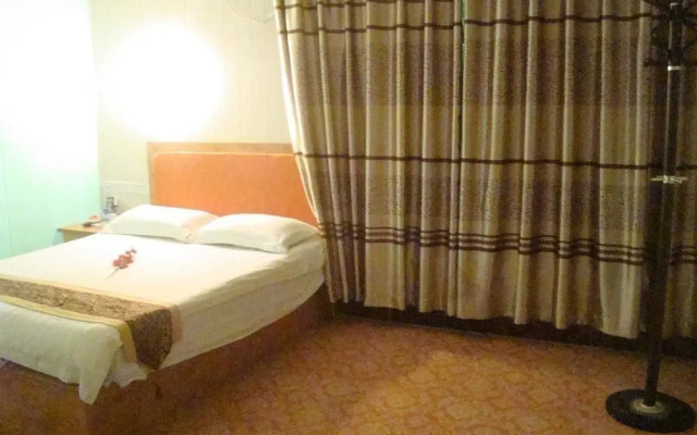 Huayuan Hotel