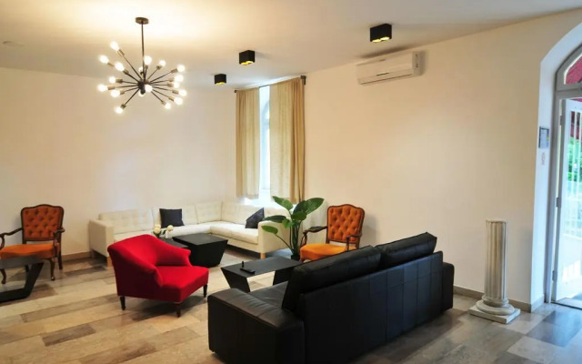 Hotel Villa Laurel