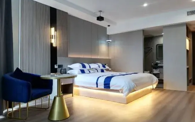Yunhe Mercure Hotel