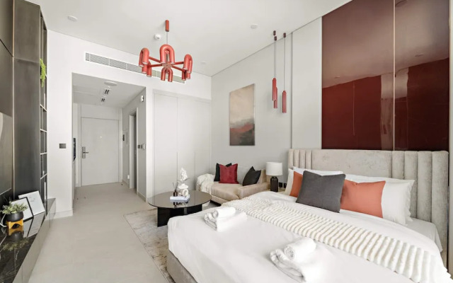Silkhaus Premium Studio in Jumeirah Garden City