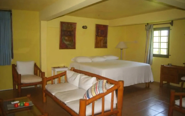 Idlers Rest Beach Hotel