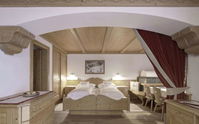 Hotel Tyrol