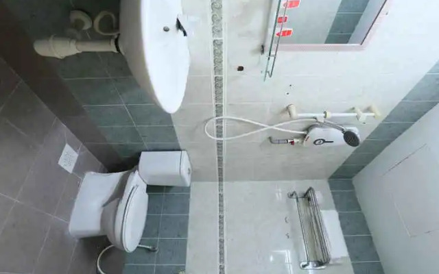Eg Hotel Jj