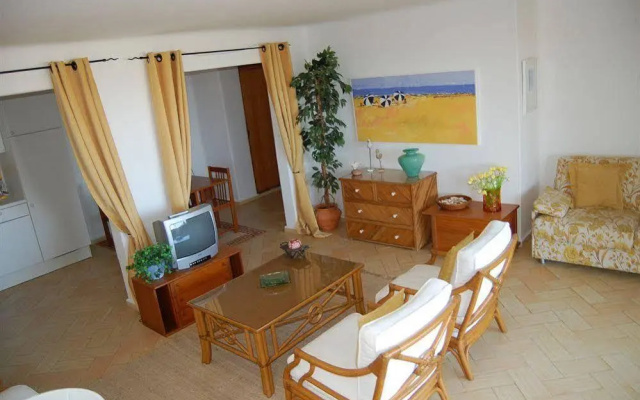 Apartamentos Turisticos Buganvilia