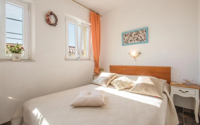 Amazing Home in Podgora With Wifi and 2 Bedrooms