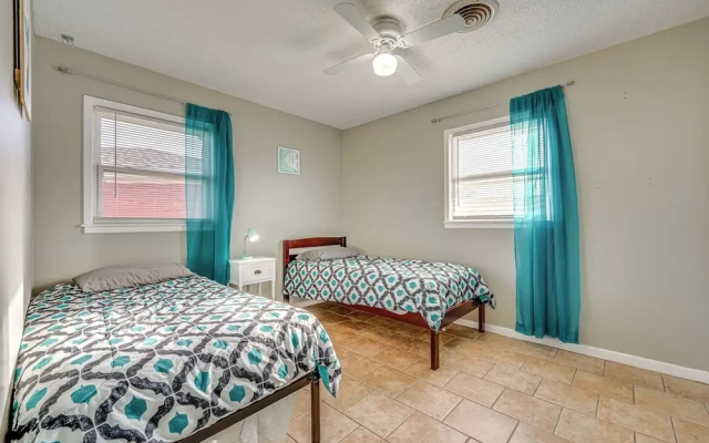 Lubbock Home: 3 Mi to Texas Tech!