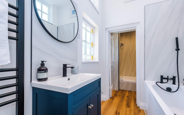 Cozy 3-bed Home Perfect for Business Groups