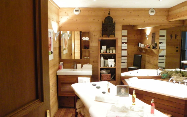 Hotel Carlina
