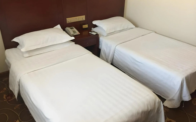 King Parkview Hotel