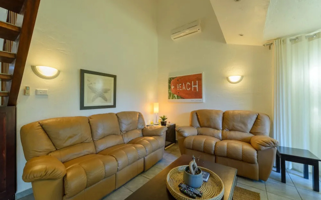 San Lameer Villa Rentals 2842