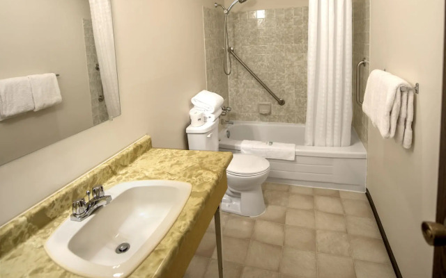 Robin Hood Inn & Suites