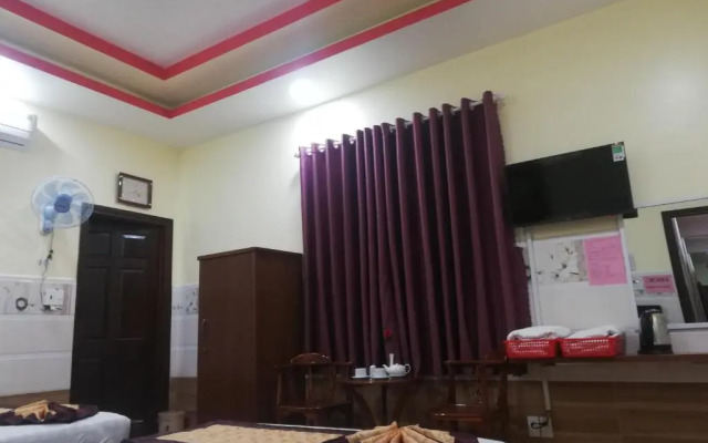 Khách sạn Hồng Thu 2