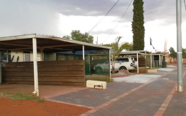 Laverton Motel