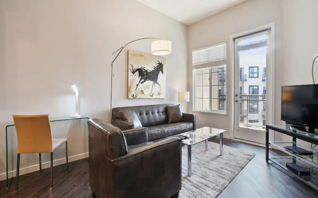 Global Luxury Suites in Campbell