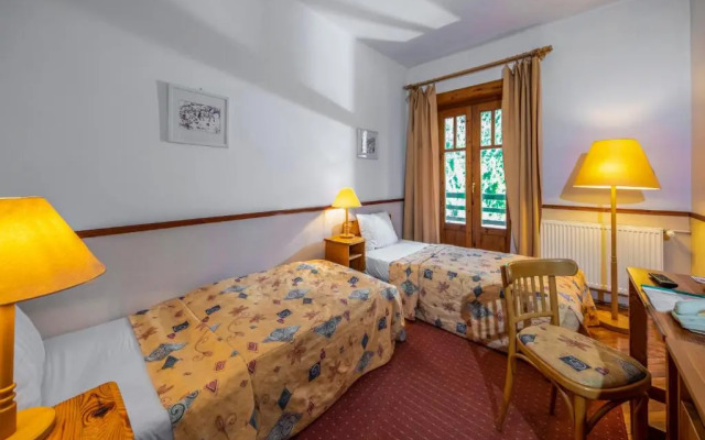 Bakony Hotel