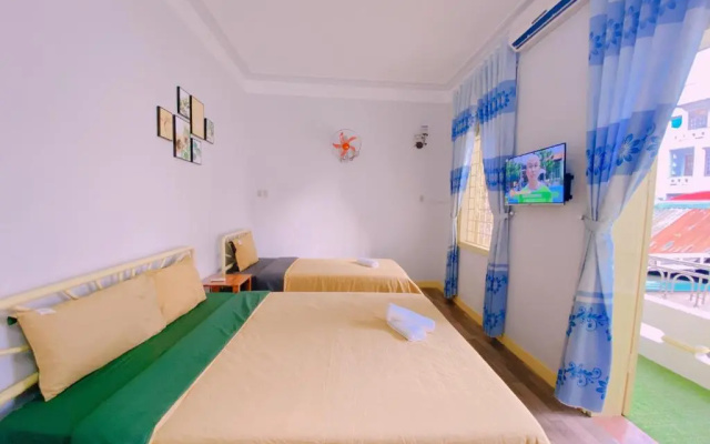 Happy House Homestay