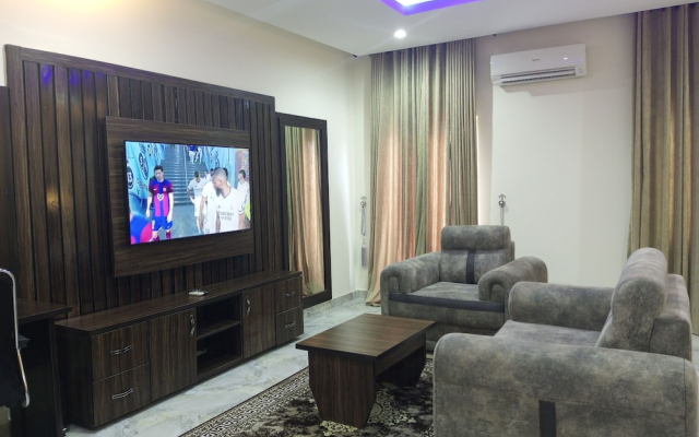 Vinpy Hotels