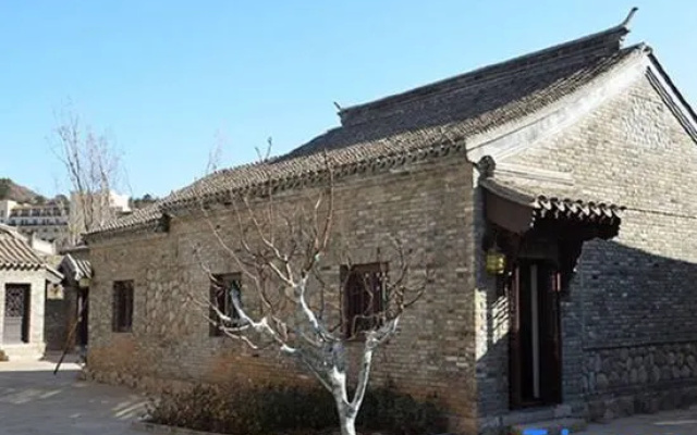 Silk Road Inn