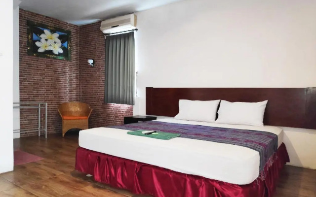 OYO 90104 Lanata Hotel