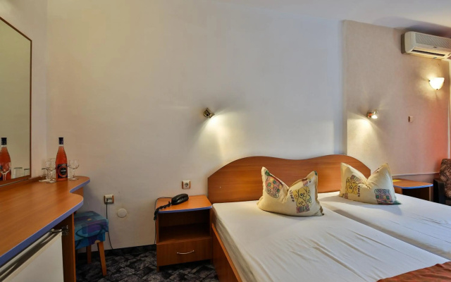 Kamchia Park Hotel