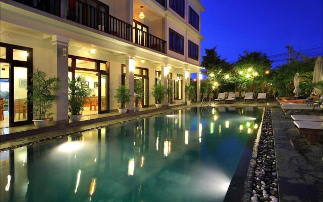 Отель Sunshine Hotel Вьетнам, Хойан - отзывы, цены и фото номеров - забронировать отель Sunshine Hotel онлайн вид на фасад