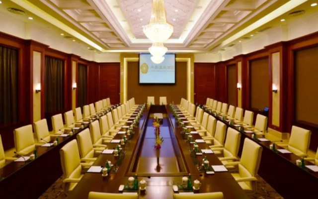 Peninsula Spring International Hotel