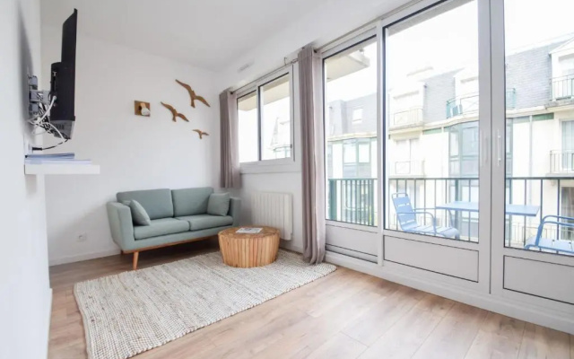 Appartement cosy 2 pers vue mer balcon hyper centre Dinard