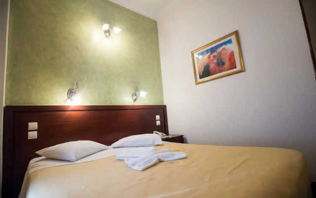 Golden City Hotel