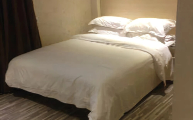 Womei Express Hotel
