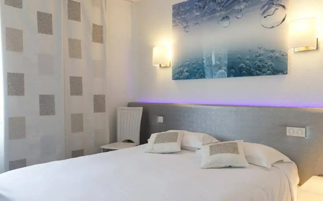 Logis Hôtel Spa Chez Camillou