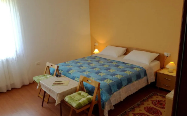 Apartments Cerin