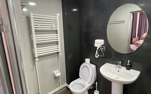 DownTown Guest House