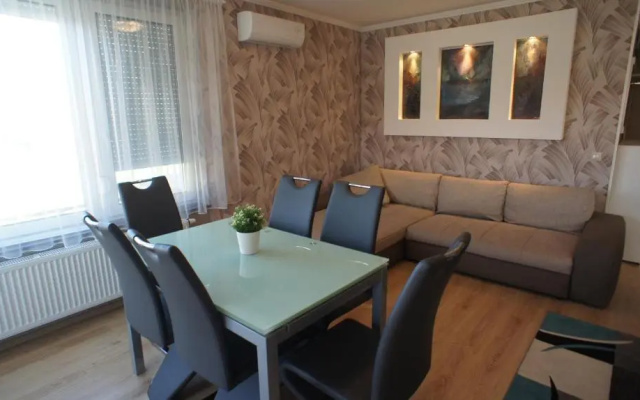 Tulip Family Apartment