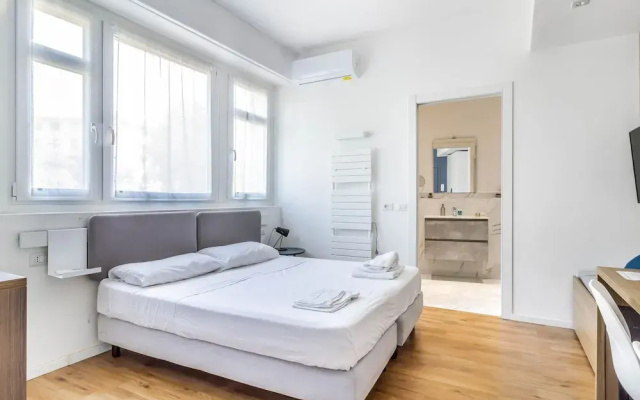 Gran Sasso - Cozy Modern Studio Steps From Piazza Piola