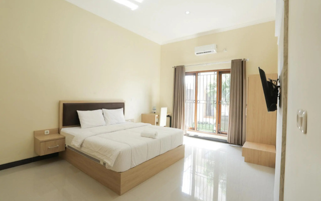 IDR Green Guest House Syariah RedPartner