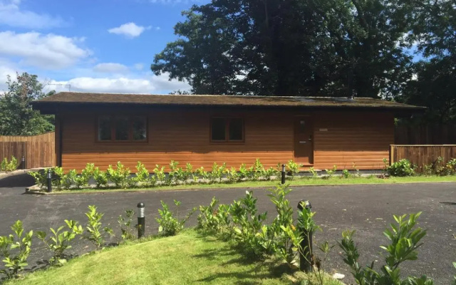 Shellow Lane Lodges