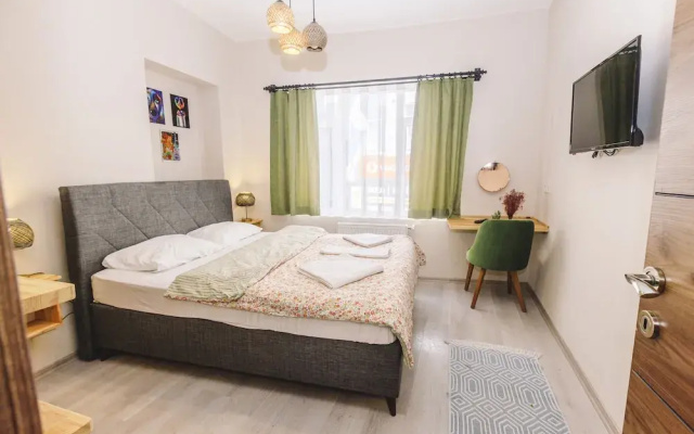 Vivid Private Room at Taksim